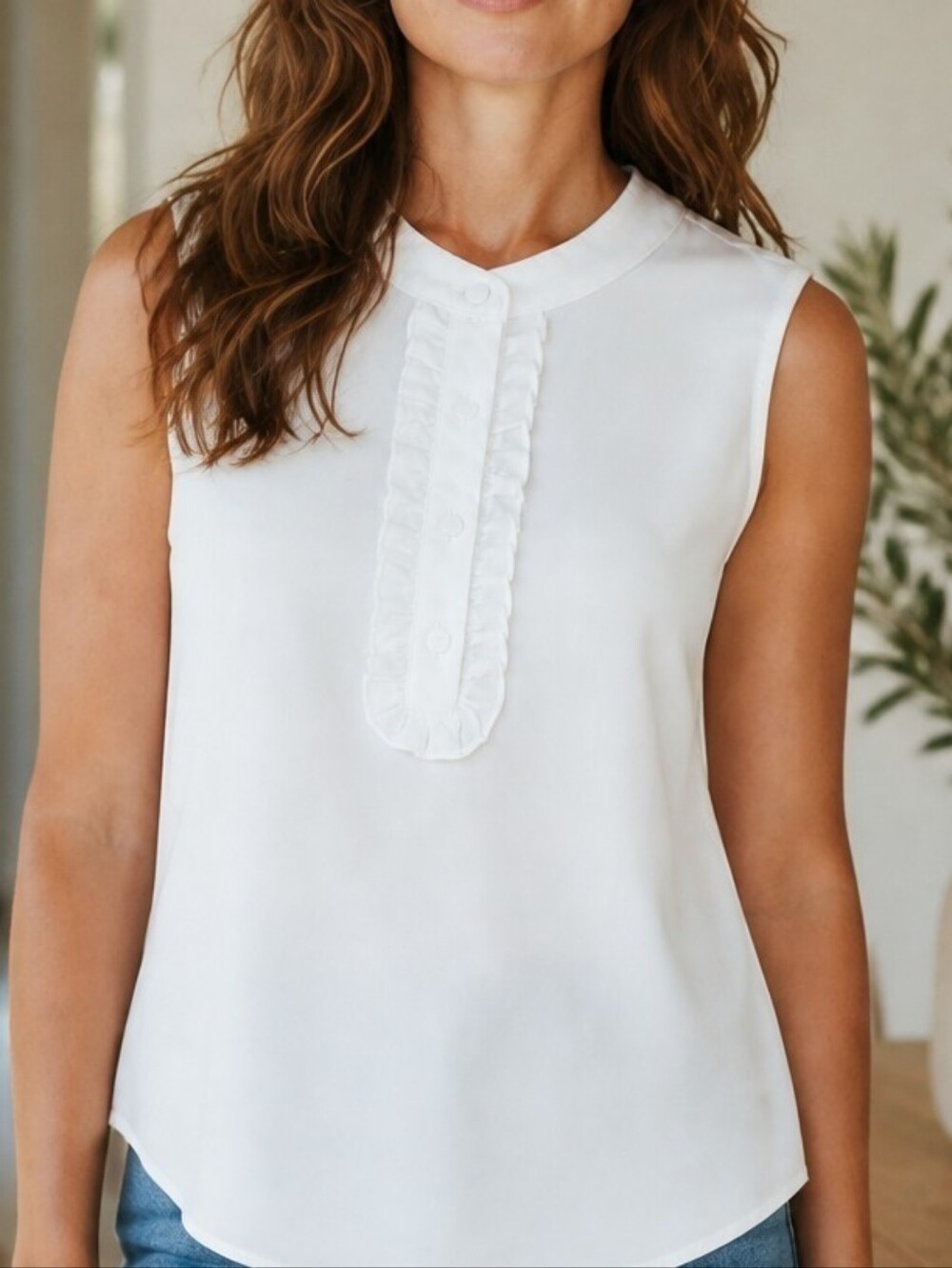 Cabi White Ruffle Sleeveless Button Front Work Blouse Preppy Top
